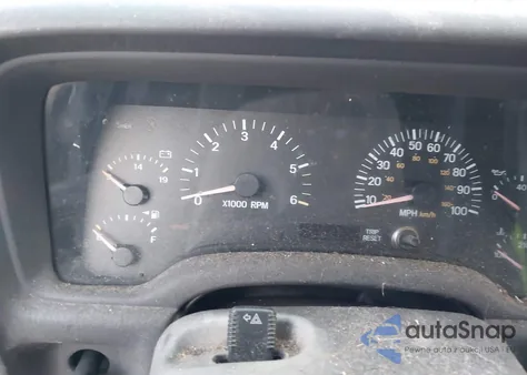 2001 Jeep Cherokee Sport из США, поврежденный, VIN 1J4FF48S11L593173